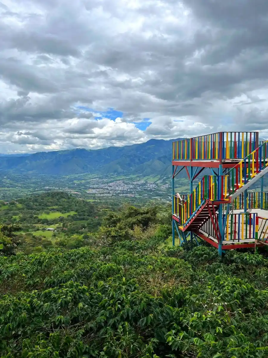 ¿Glamping o Hotel? La Mejor Opción para tu Escapada Romántica en el Huila